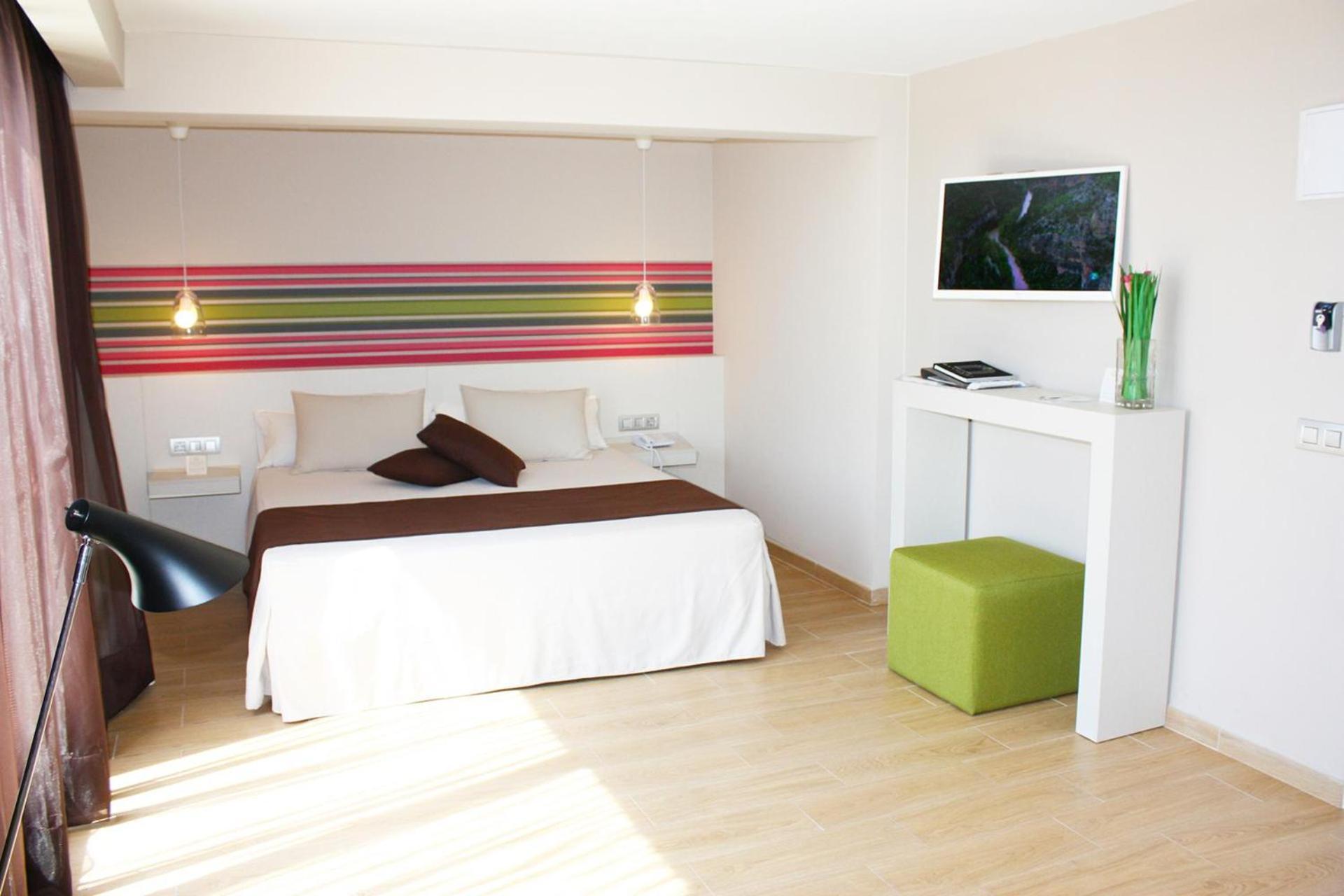 Hotel ALEGRIA Plaza Paris 4*Sup Lloret de Mar Exterior foto