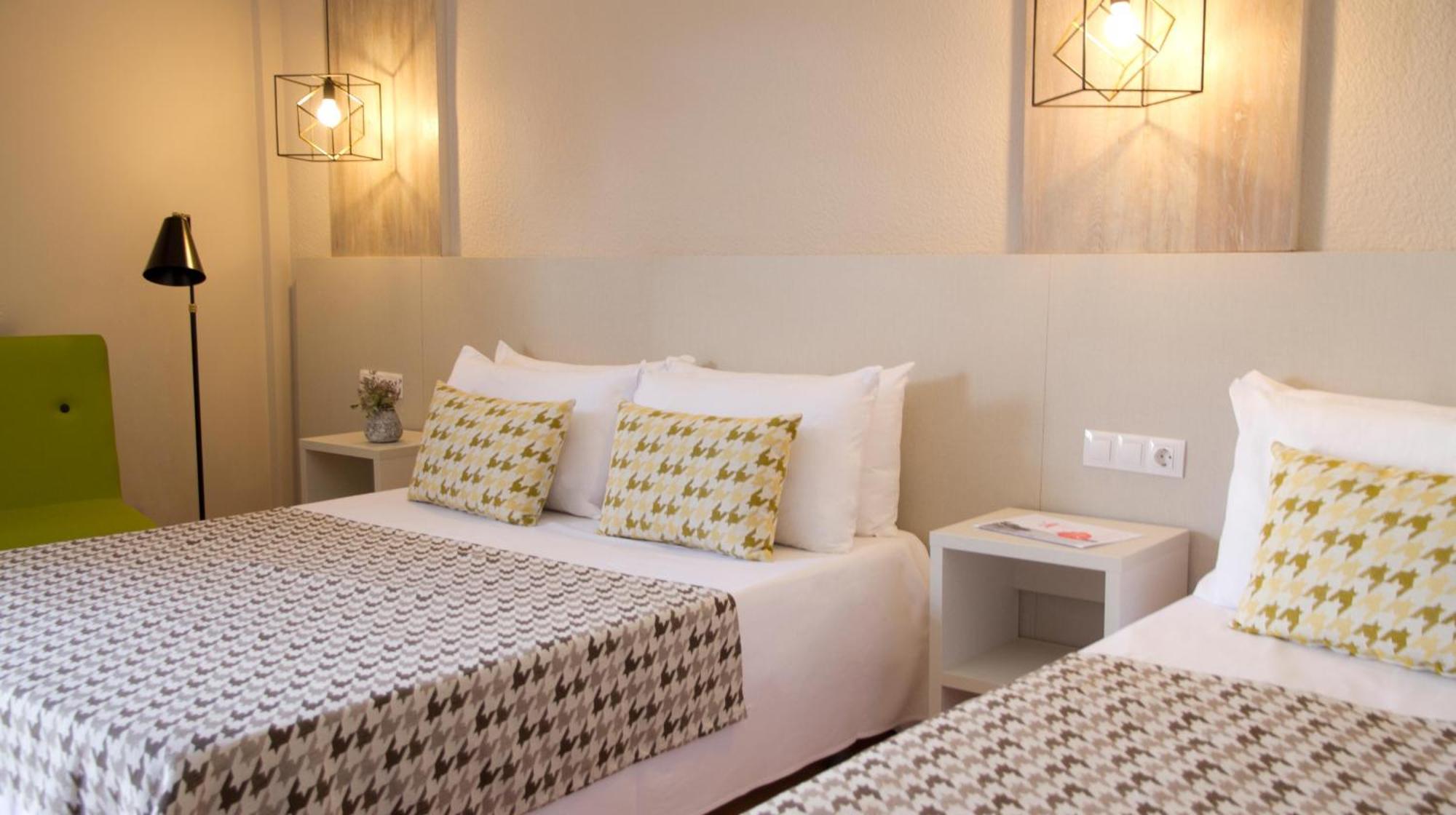 Hotel ALEGRIA Plaza Paris 4*Sup Lloret de Mar Exterior foto